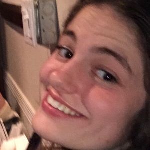 Meet your Posher, Leah